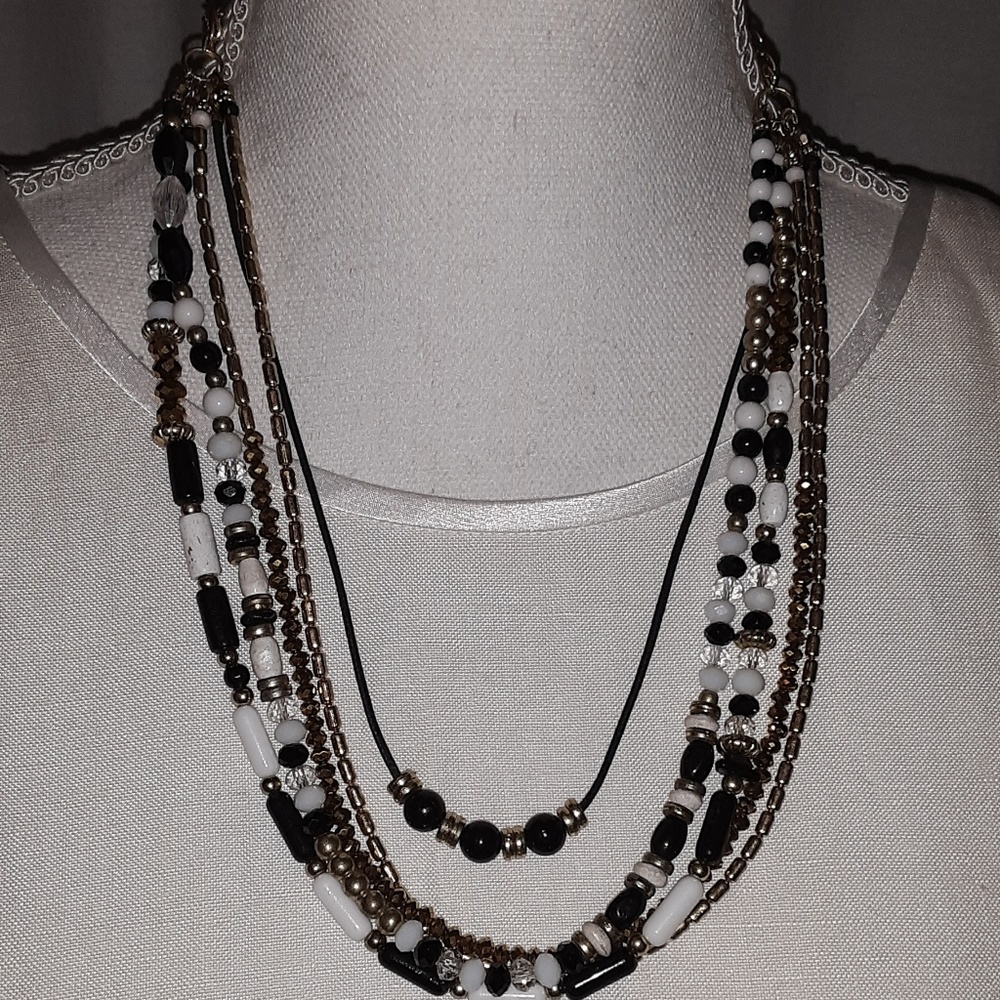 Necklace - Picture 2 of 3